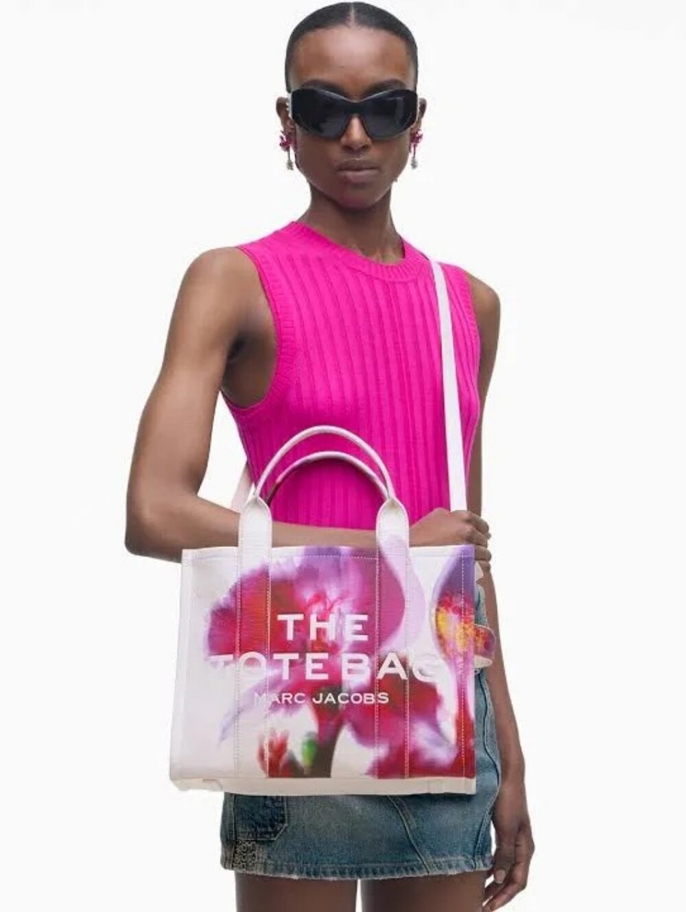 Marc Jacobs FUTURE FLORAL MEDIUM Leather Tote with Pink and Purple Floral Print - Picture 6 of 9